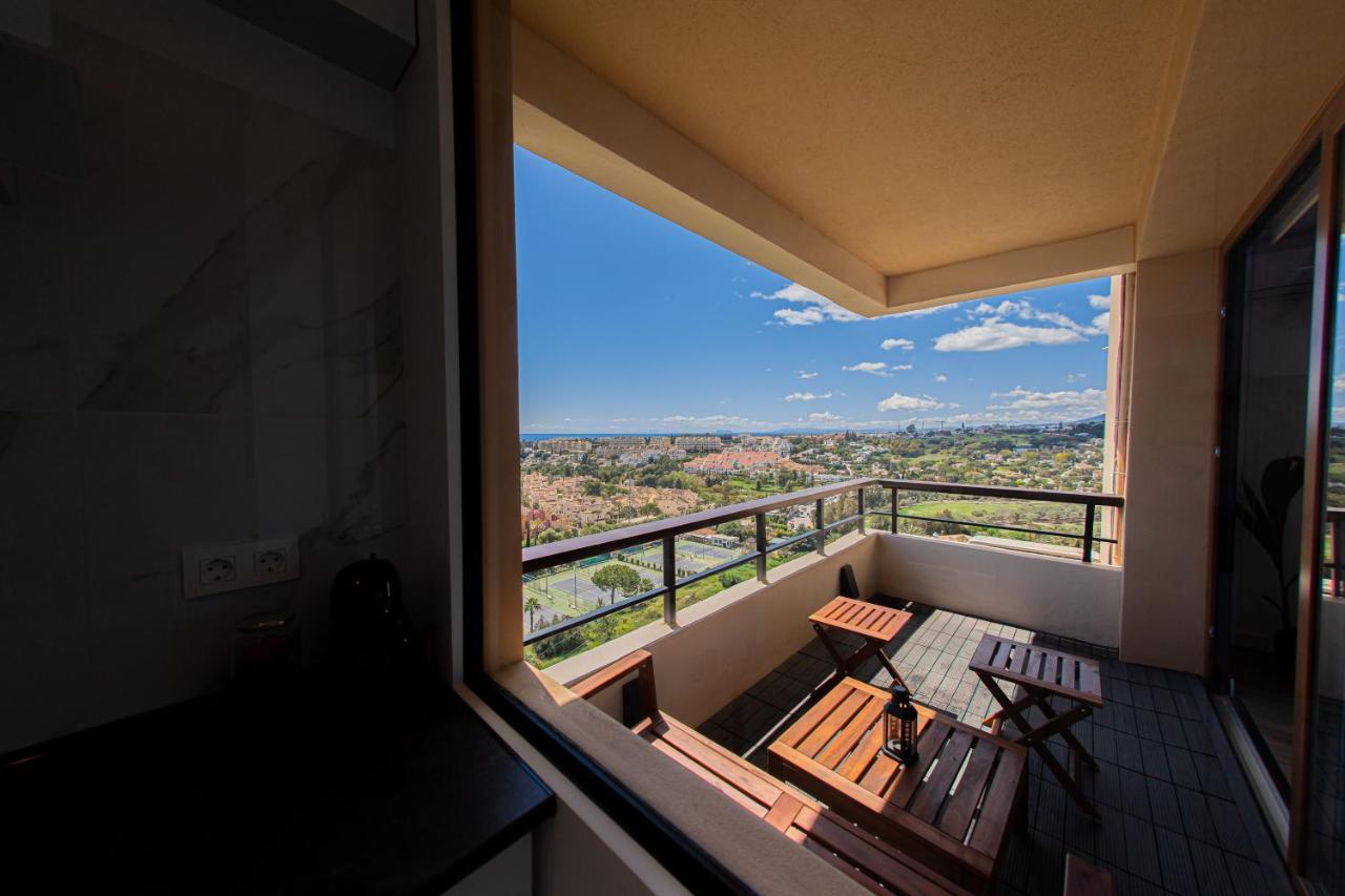 Amazing Apartment With Stunning Views Marbella Eksteriør bilde